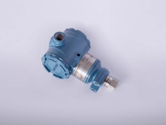 罗斯蒙特9900 系列变送器固件版本与系统兼容性选型